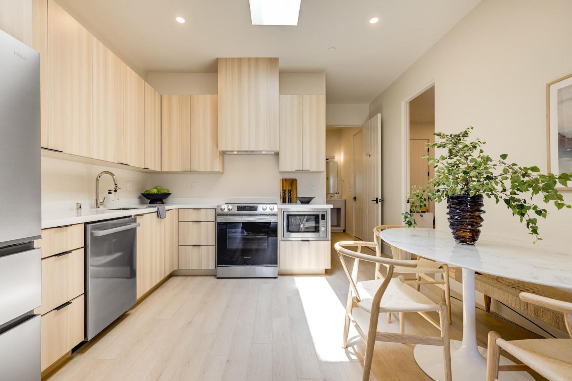 Casa De La Vina - Boutique Apartments In Downtown Santa Barbara Extérieur photo