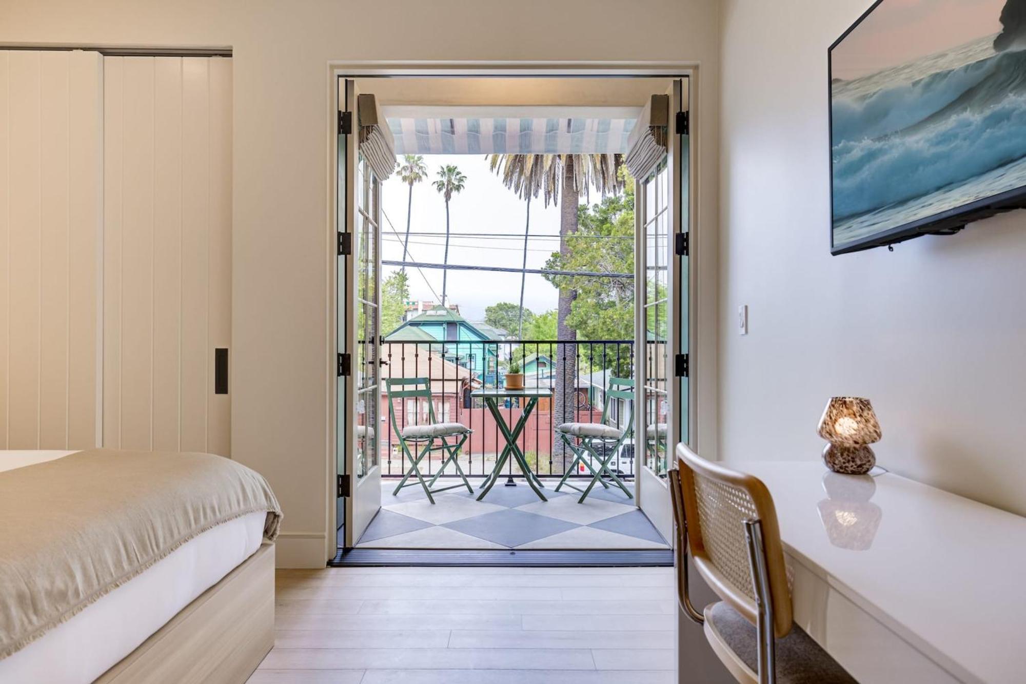 Casa De La Vina - Boutique Apartments In Downtown Santa Barbara Extérieur photo