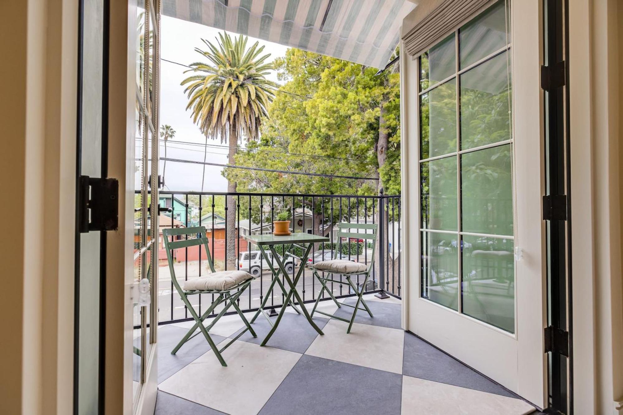 Casa De La Vina - Boutique Apartments In Downtown Santa Barbara Extérieur photo